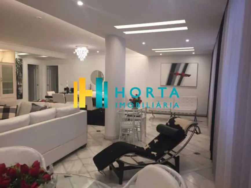 Apartamento com 4 quartos à venda, 225m2 em Rio De Janeiro - RJ - imagem 5 Foto 5 de Apartamento com 4 quartos à venda, 225m2 em Rio De Janeiro - RJ