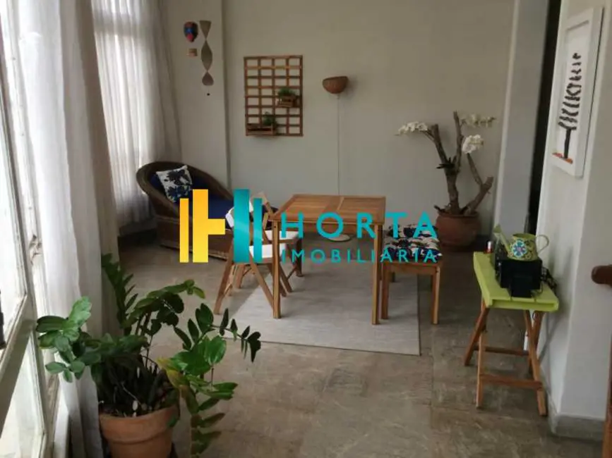 Foto 8 de Apartamento com 4 quartos à venda, 260m2 em Rio De Janeiro - RJ