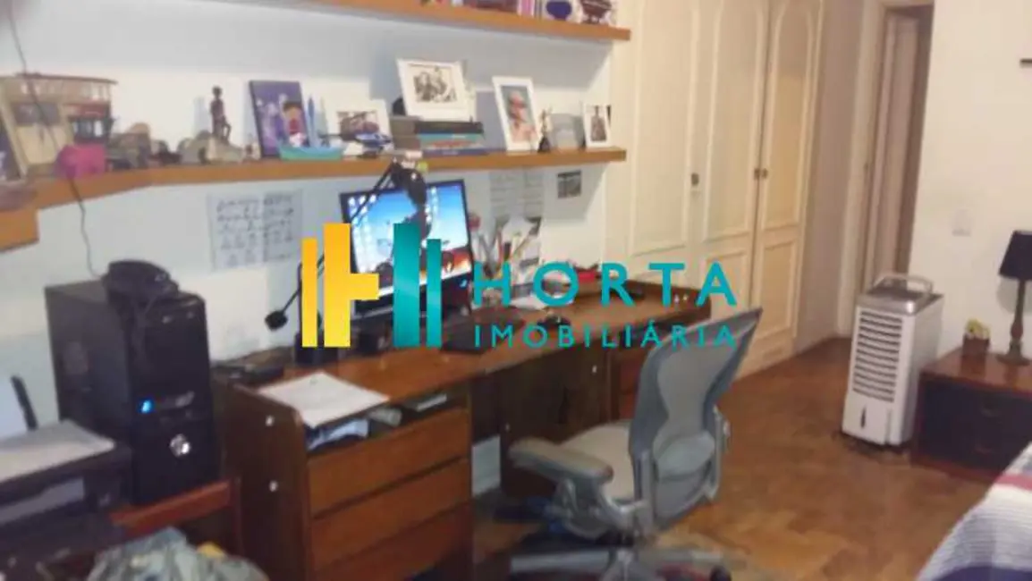 Foto 5 de Apartamento com 3 quartos à venda, 210m2 em Rio De Janeiro - RJ