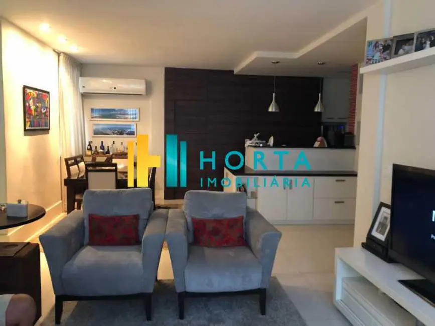 Foto 2 de Apartamento com 2 quartos à venda, 100m2 em Rio De Janeiro - RJ