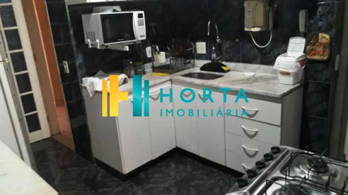 Foto 9 de Apartamento com 2 quartos à venda, 85m2 em Rio De Janeiro - RJ