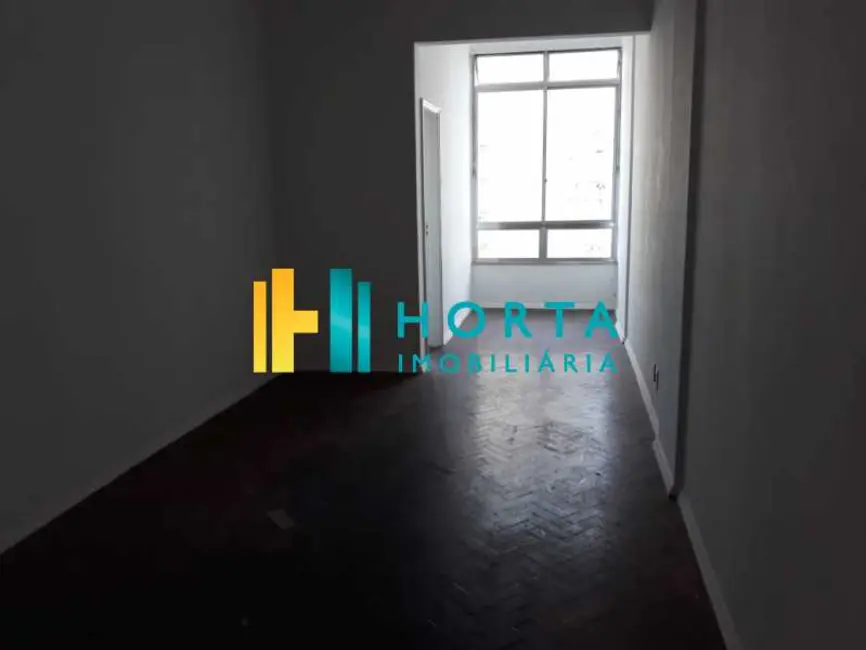 Foto 6 de Apartamento com 2 quartos à venda, 70m2 em Rio De Janeiro - RJ