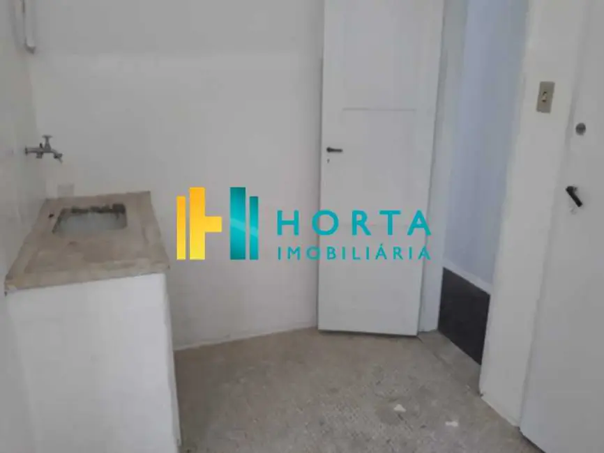 Foto 9 de Apartamento com 2 quartos à venda, 70m2 em Rio De Janeiro - RJ