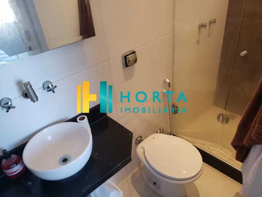 Apartamento com 2 quartos à venda, 82m2 em Rio De Janeiro - RJ - imagem 2 Foto 2 de Apartamento com 2 quartos à venda, 82m2 em Rio De Janeiro - RJ