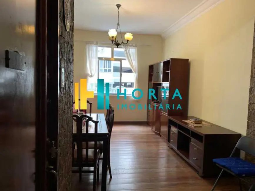 Foto 3 de Apartamento com 2 quartos à venda, 90m2 em Rio De Janeiro - RJ