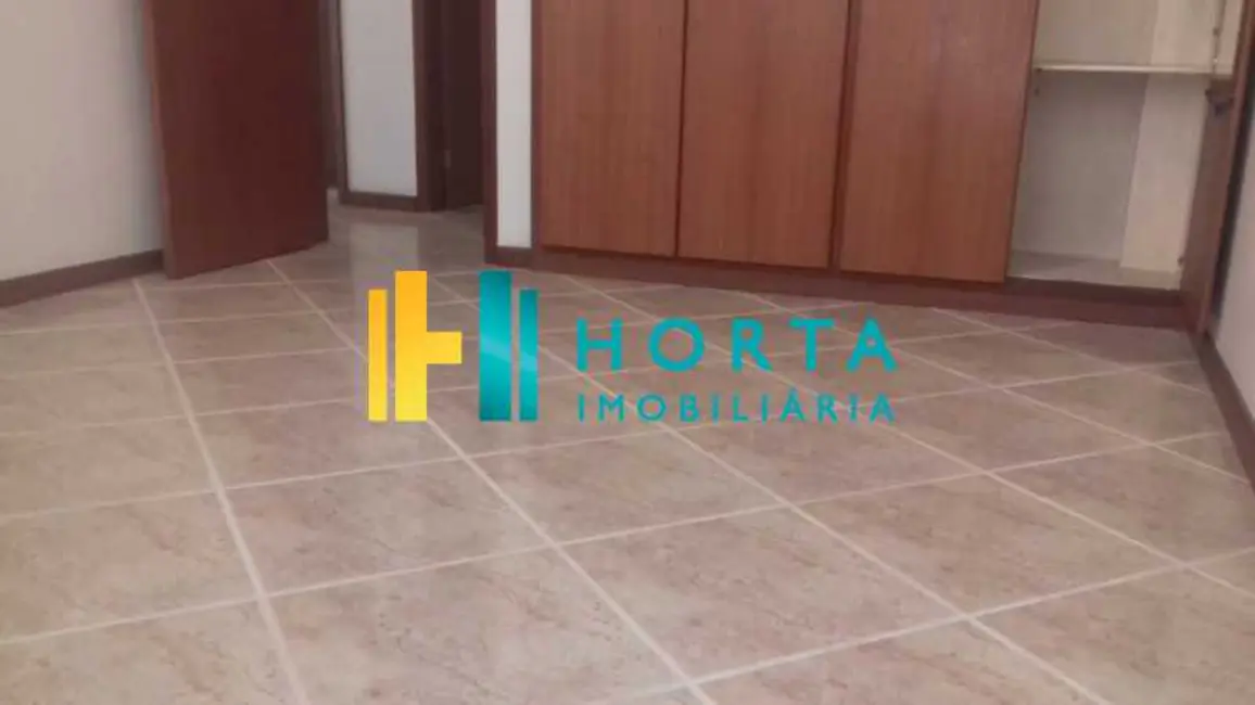 Foto 6 de Apartamento com 2 quartos à venda, 80m2 em Rio De Janeiro - RJ