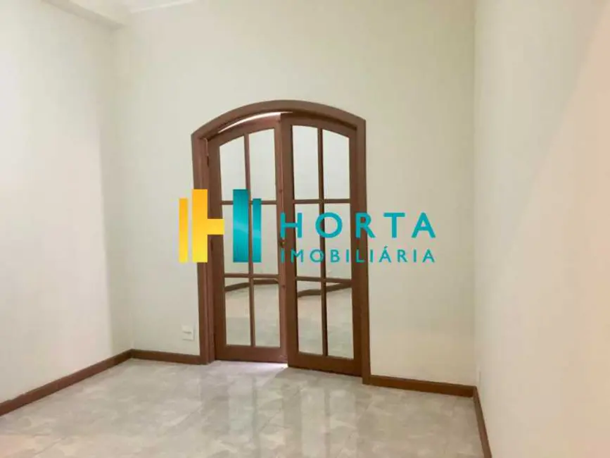 Apartamento com 2 quartos à venda, 48m2 em Rio De Janeiro - RJ - imagem 3 Foto 3 de Apartamento com 2 quartos à venda, 48m2 em Rio De Janeiro - RJ