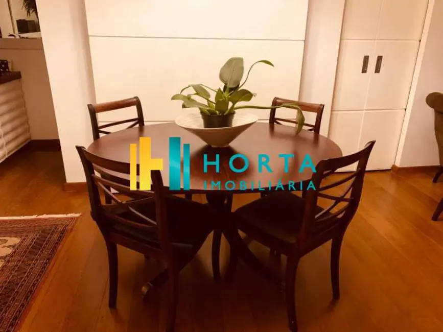 Foto 8 de Apartamento com 2 quartos à venda, 90m2 em Rio De Janeiro - RJ