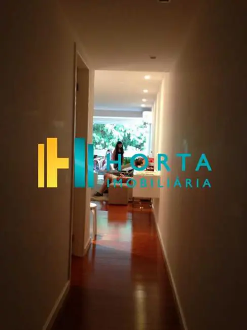 Foto 4 de Apartamento com 2 quartos à venda, 83m2 em Rio De Janeiro - RJ