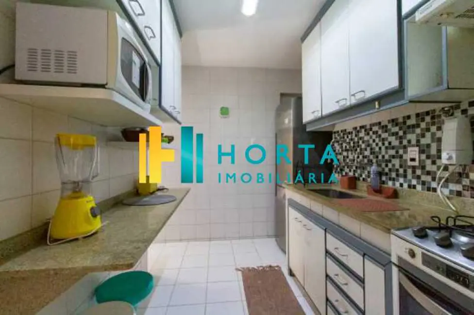 Foto 8 de Apartamento com 2 quartos à venda, 80m2 em Rio De Janeiro - RJ