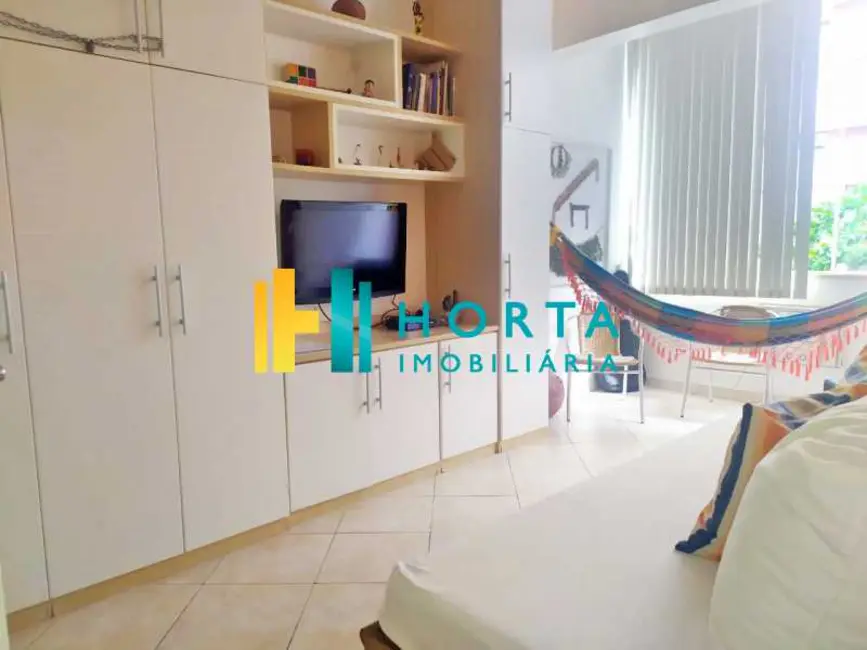 Foto 8 de Apartamento com 2 quartos à venda, 60m2 em Rio De Janeiro - RJ