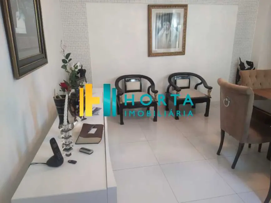 Foto 2 de Apartamento com 2 quartos à venda, 72m2 em Rio De Janeiro - RJ