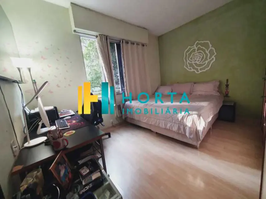 Foto 4 de Apartamento com 3 quartos à venda, 145m2 em Rio De Janeiro - RJ