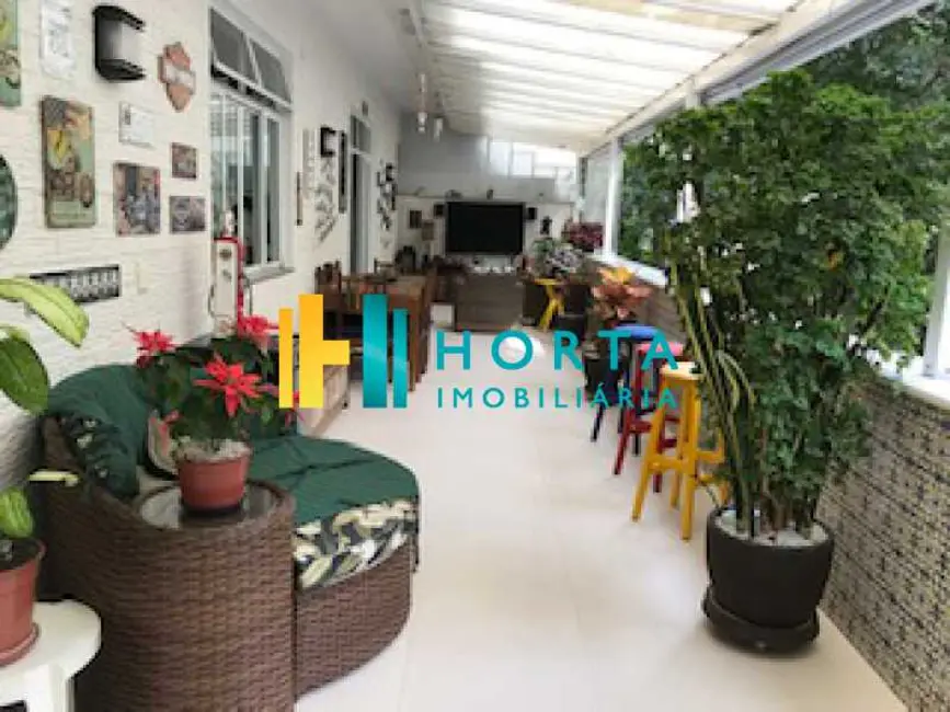 Apartamento com 3 quartos à venda, 150m2 em Rio De Janeiro - RJ - imagem 1 Foto 1 de Apartamento com 3 quartos à venda, 150m2 em Rio De Janeiro - RJ
