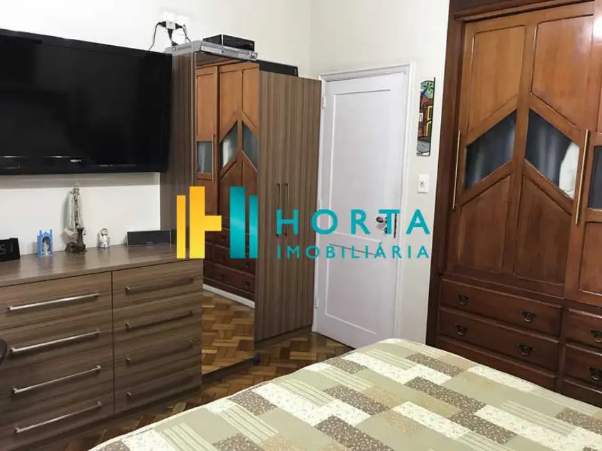 Apartamento com 3 quartos à venda, 150m2 em Rio De Janeiro - RJ - imagem 8 Foto 8 de Apartamento com 3 quartos à venda, 150m2 em Rio De Janeiro - RJ