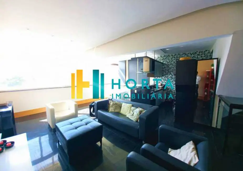 Foto 2 de Apartamento com 3 quartos à venda, 175m2 em Rio De Janeiro - RJ