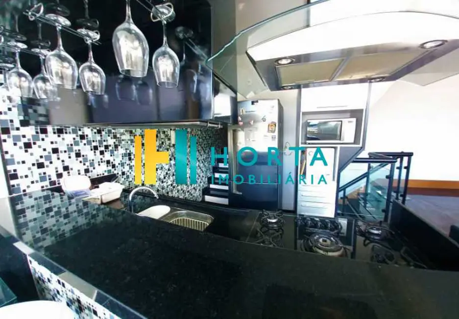 Foto 8 de Apartamento com 3 quartos à venda, 175m2 em Rio De Janeiro - RJ