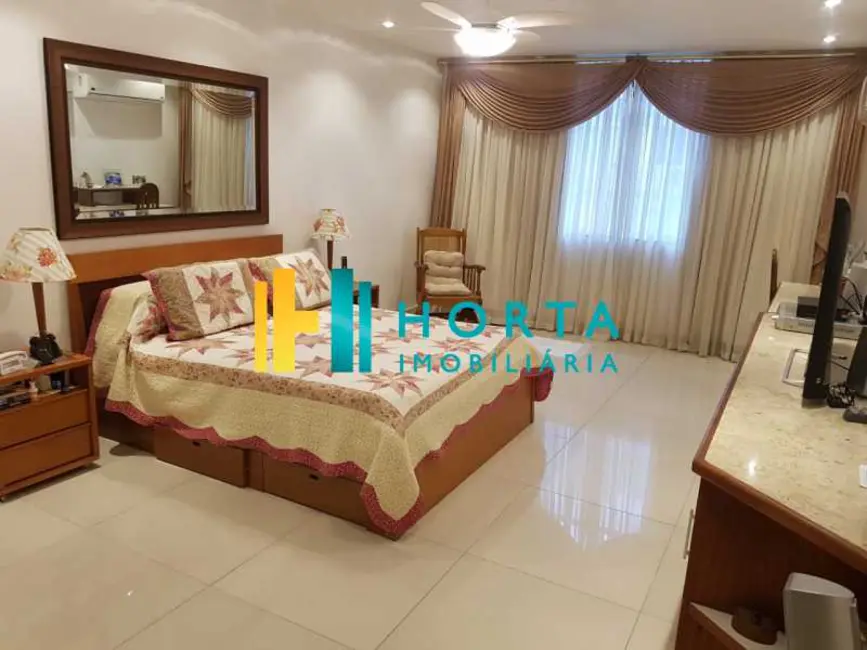 Foto 9 de Apartamento com 3 quartos à venda, 272m2 em Rio De Janeiro - RJ