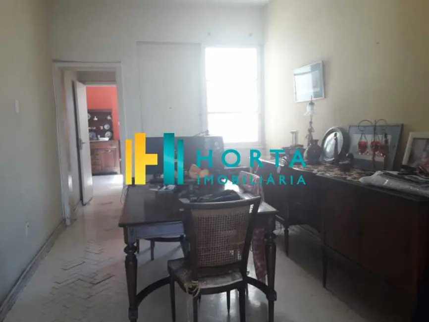 Foto 2 de Apartamento com 3 quartos à venda, 180m2 em Rio De Janeiro - RJ