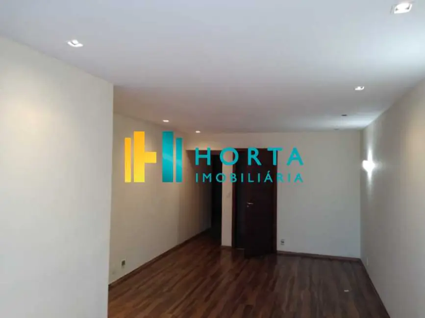 Foto 2 de Apartamento com 3 quartos à venda, 120m2 em Rio De Janeiro - RJ