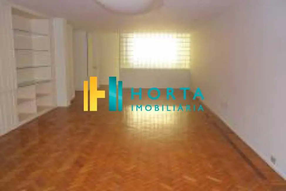 Apartamento com 3 quartos à venda, 170m2 em Rio De Janeiro - RJ - imagem 2 Foto 2 de Apartamento com 3 quartos à venda, 170m2 em Rio De Janeiro - RJ