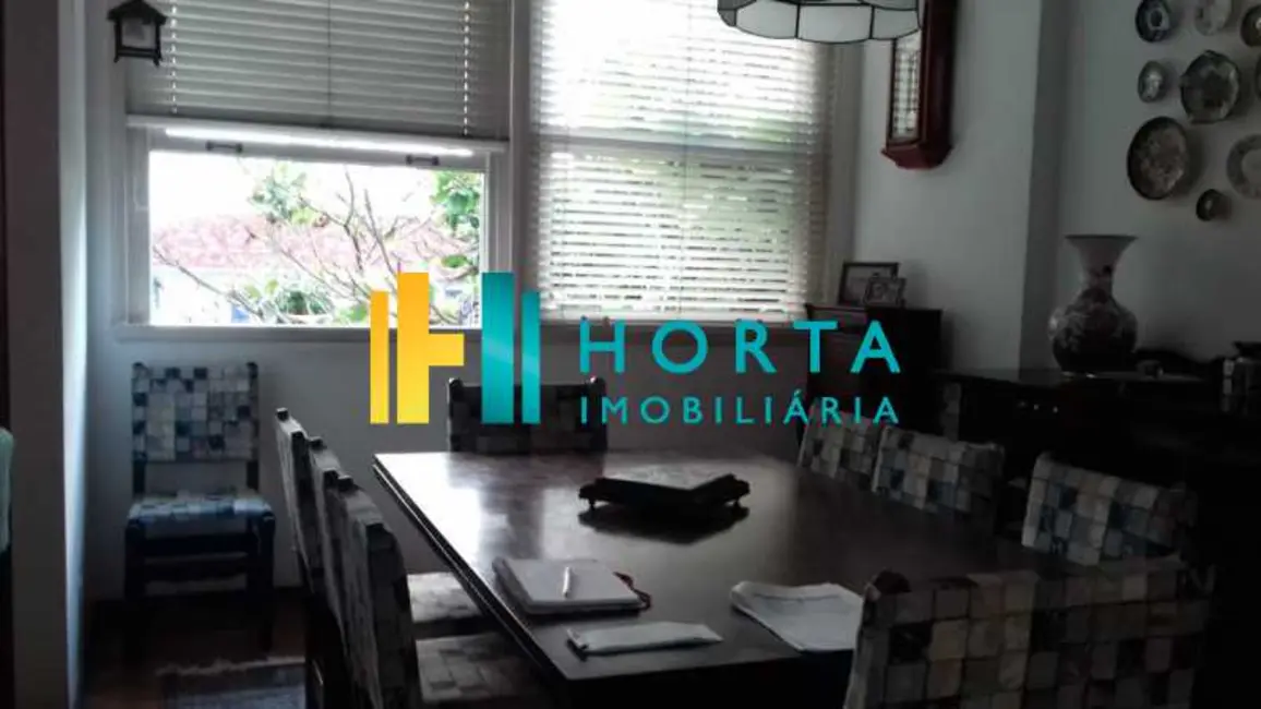 Foto 2 de Apartamento com 3 quartos à venda, 140m2 em Rio De Janeiro - RJ
