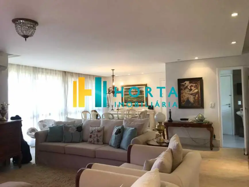 Foto 2 de Apartamento com 3 quartos à venda, 135m2 em Rio De Janeiro - RJ