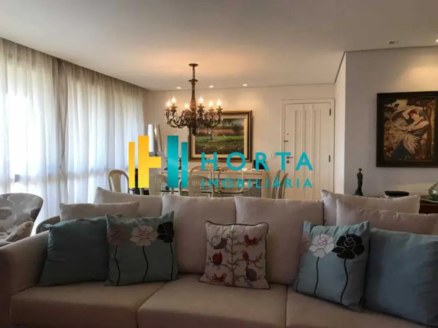 Foto 4 de Apartamento com 3 quartos à venda, 135m2 em Rio De Janeiro - RJ