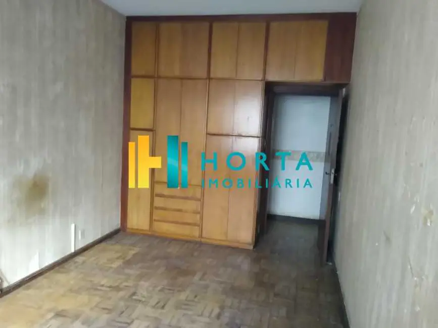 Apartamento com 3 quartos à venda, 127m2 em Rio De Janeiro - RJ - imagem 8 Foto 8 de Apartamento com 3 quartos à venda, 127m2 em Rio De Janeiro - RJ