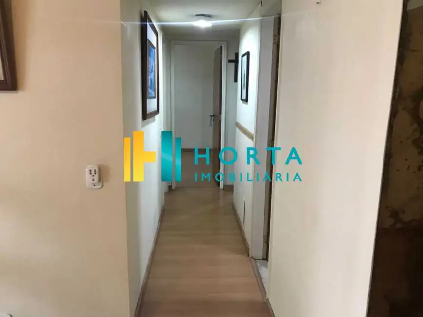 Foto 4 de Apartamento com 3 quartos à venda, 120m2 em Rio De Janeiro - RJ