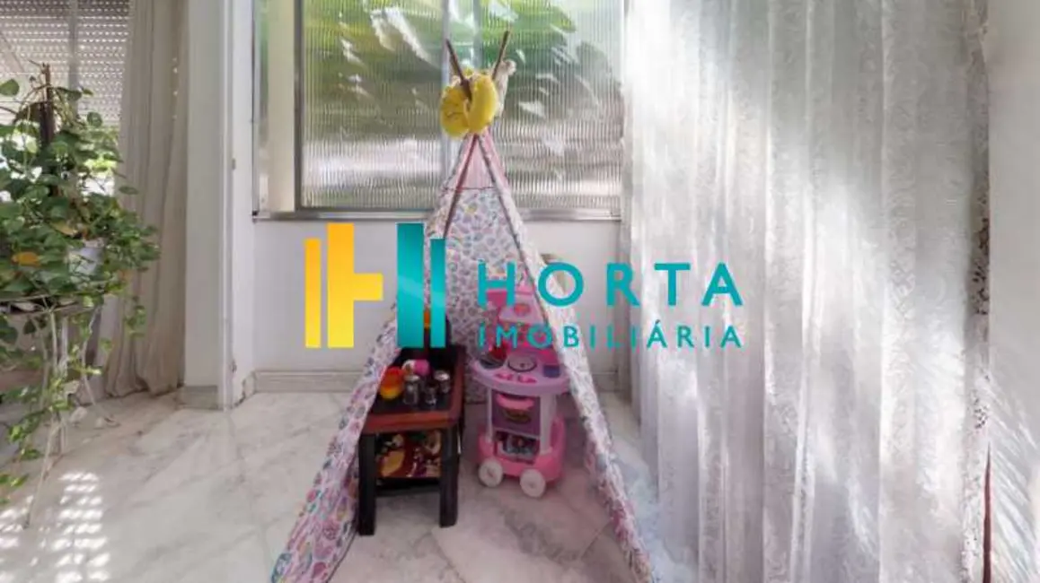 Apartamento com 3 quartos à venda, 156m2 em Rio De Janeiro - RJ - imagem 8 Foto 8 de Apartamento com 3 quartos à venda, 156m2 em Rio De Janeiro - RJ