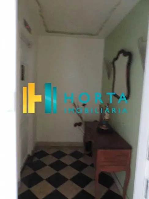 Apartamento com 3 quartos à venda, 220m2 em Rio De Janeiro - RJ - imagem 8 Foto 8 de Apartamento com 3 quartos à venda, 220m2 em Rio De Janeiro - RJ