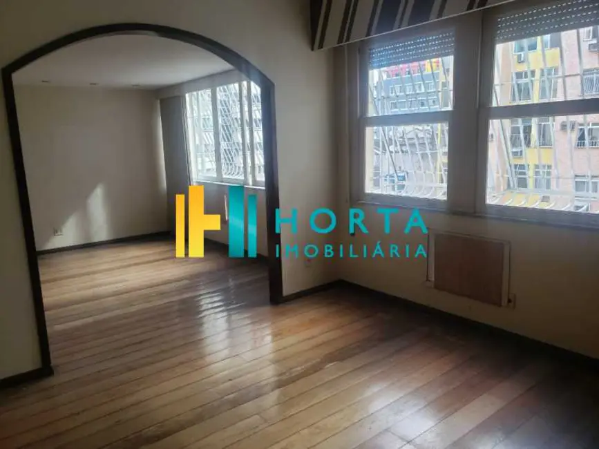 Apartamento com 3 quartos à venda, 140m2 em Rio De Janeiro - RJ - imagem 3 Foto 3 de Apartamento com 3 quartos à venda, 140m2 em Rio De Janeiro - RJ