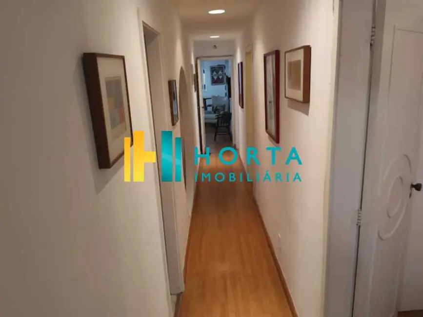 Apartamento com 3 quartos à venda, 117m2 em Rio De Janeiro - RJ - imagem 6 Foto 6 de Apartamento com 3 quartos à venda, 117m2 em Rio De Janeiro - RJ