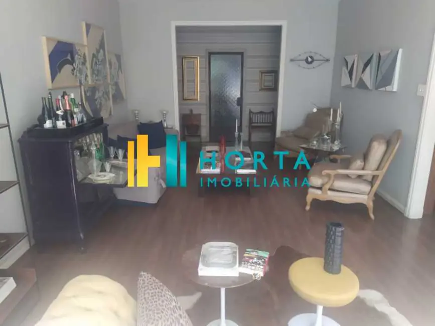 Foto 3 de Apartamento com 3 quartos à venda, 180m2 em Rio De Janeiro - RJ