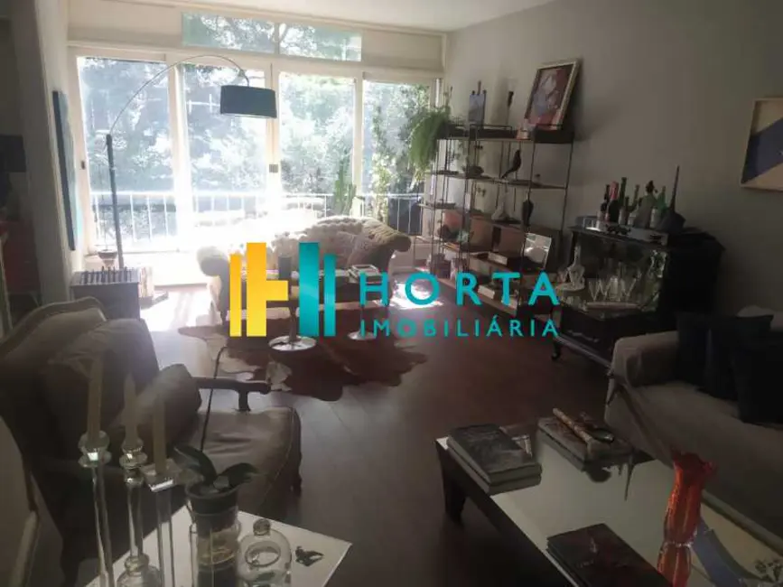 Foto 2 de Apartamento com 3 quartos à venda, 180m2 em Rio De Janeiro - RJ