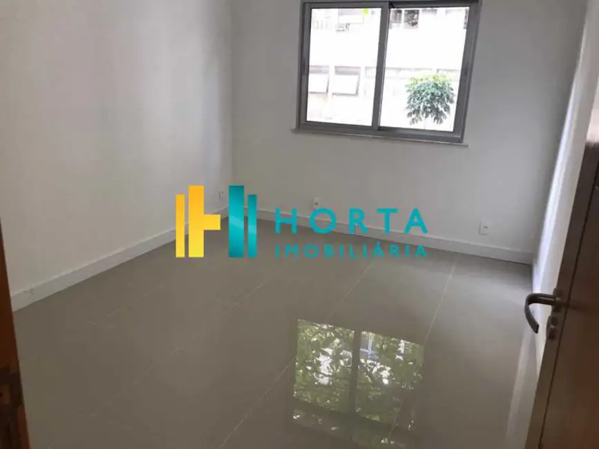 Foto 2 de Apartamento com 3 quartos à venda, 110m2 em Rio De Janeiro - RJ