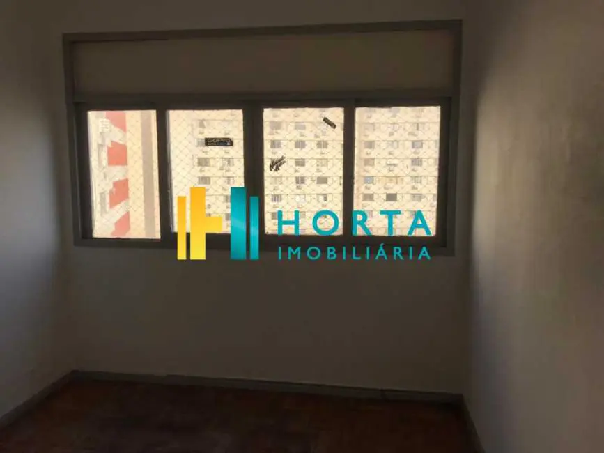 Foto 3 de Apartamento com 3 quartos à venda, 75m2 em Rio De Janeiro - RJ