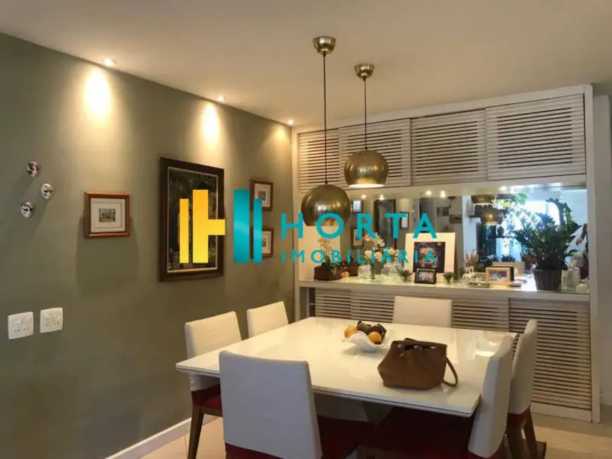 Foto 3 de Apartamento com 3 quartos à venda, 123m2 em Rio De Janeiro - RJ
