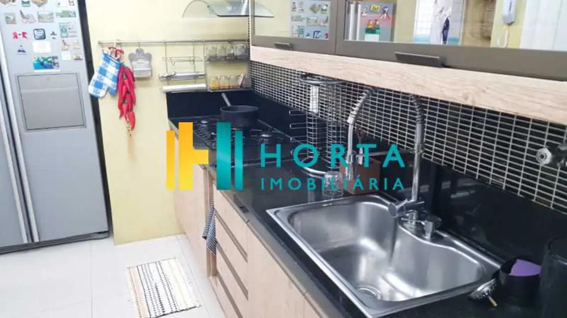 Foto 6 de Apartamento com 3 quartos à venda, 110m2 em Rio De Janeiro - RJ