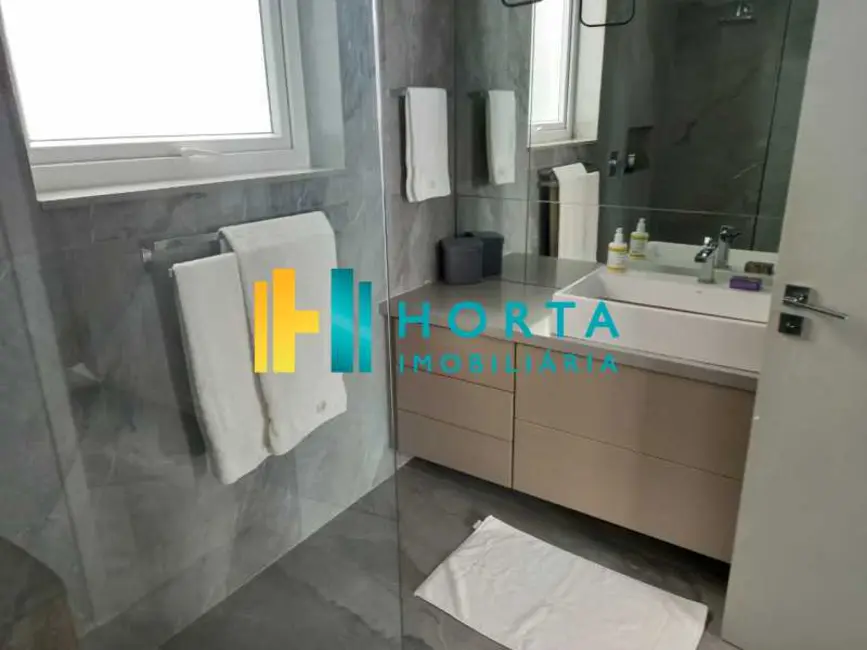 Foto 9 de Apartamento com 3 quartos à venda, 225m2 em Rio De Janeiro - RJ