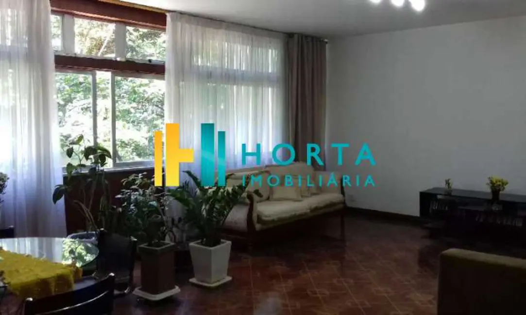 Foto 1 de Apartamento com 4 quartos à venda, 230m2 em Rio De Janeiro - RJ