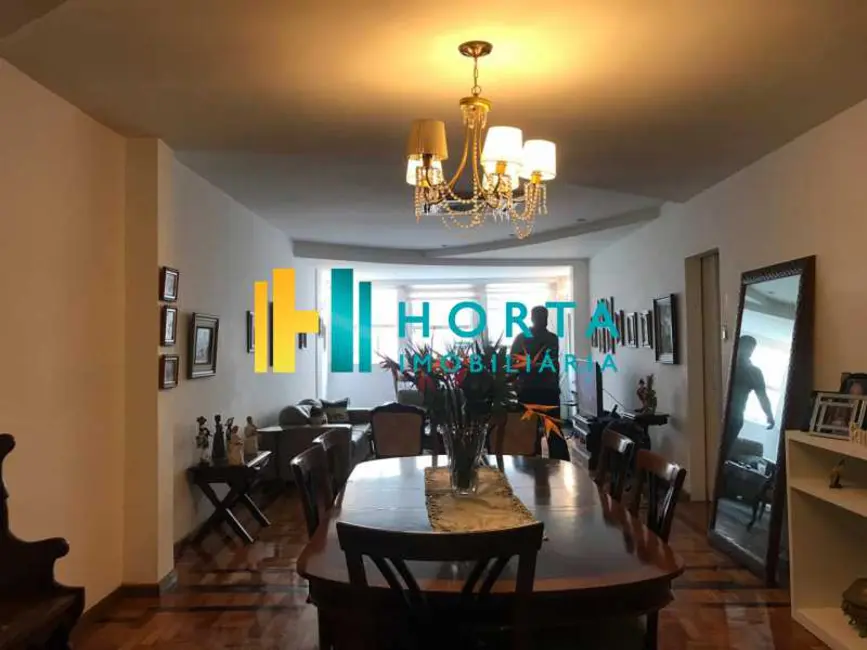 Apartamento com 4 quartos à venda, 180m2 em Rio De Janeiro - RJ - imagem 6 Foto 6 de Apartamento com 4 quartos à venda, 180m2 em Rio De Janeiro - RJ