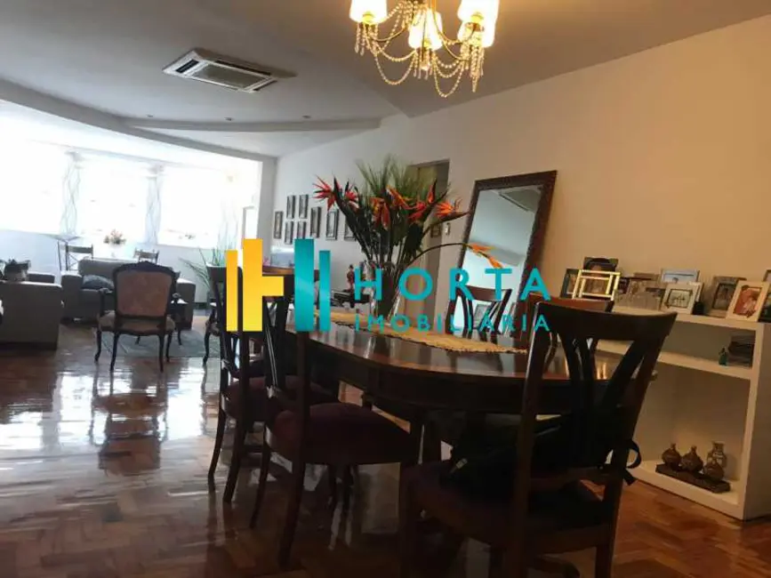 Apartamento com 4 quartos à venda, 180m2 em Rio De Janeiro - RJ - imagem 5 Foto 5 de Apartamento com 4 quartos à venda, 180m2 em Rio De Janeiro - RJ