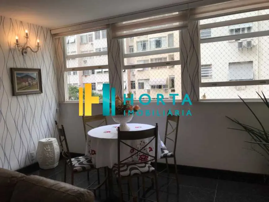 Apartamento com 4 quartos à venda, 180m2 em Rio De Janeiro - RJ - imagem 4 Foto 4 de Apartamento com 4 quartos à venda, 180m2 em Rio De Janeiro - RJ