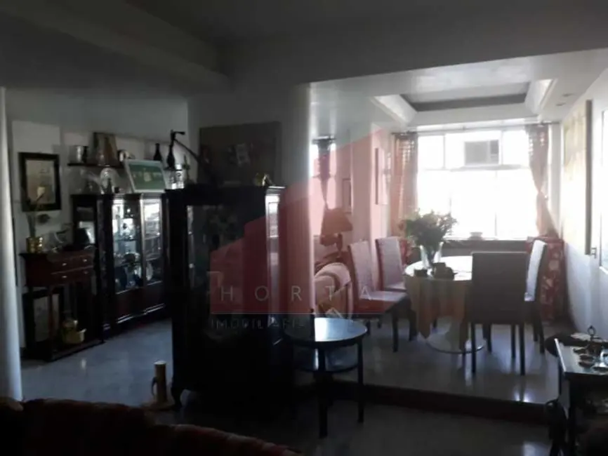 Foto 2 de Apartamento com 4 quartos à venda, 200m2 em Rio De Janeiro - RJ