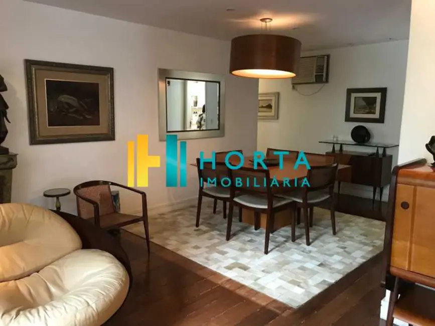 Foto 4 de Apartamento com 4 quartos à venda, 210m2 em Rio De Janeiro - RJ