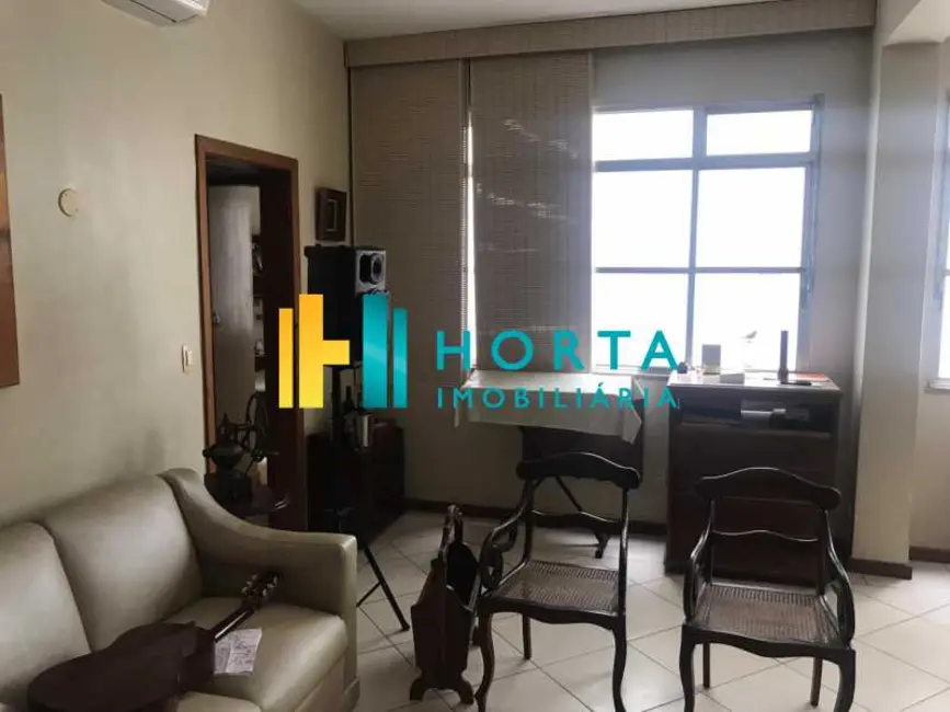 Foto 2 de Apartamento com 4 quartos à venda, 114m2 em Rio De Janeiro - RJ