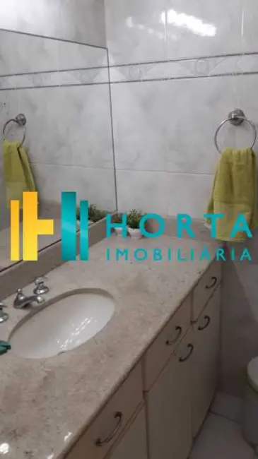 Apartamento com 4 quartos à venda, 180m2 em Rio De Janeiro - RJ - imagem 9 Foto 9 de Apartamento com 4 quartos à venda, 180m2 em Rio De Janeiro - RJ