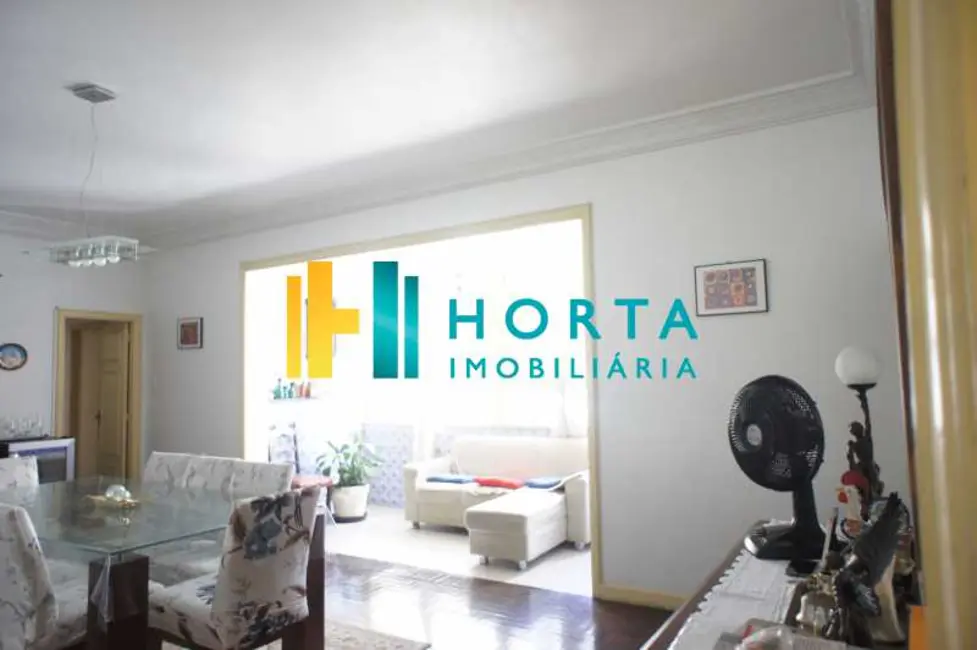 Foto 4 de Apartamento com 4 quartos à venda, 160m2 em Rio De Janeiro - RJ